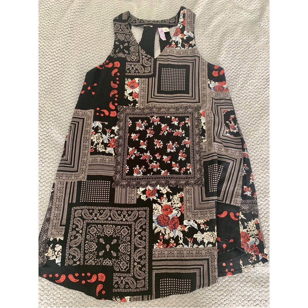 Francesca’s- black/red/white dress